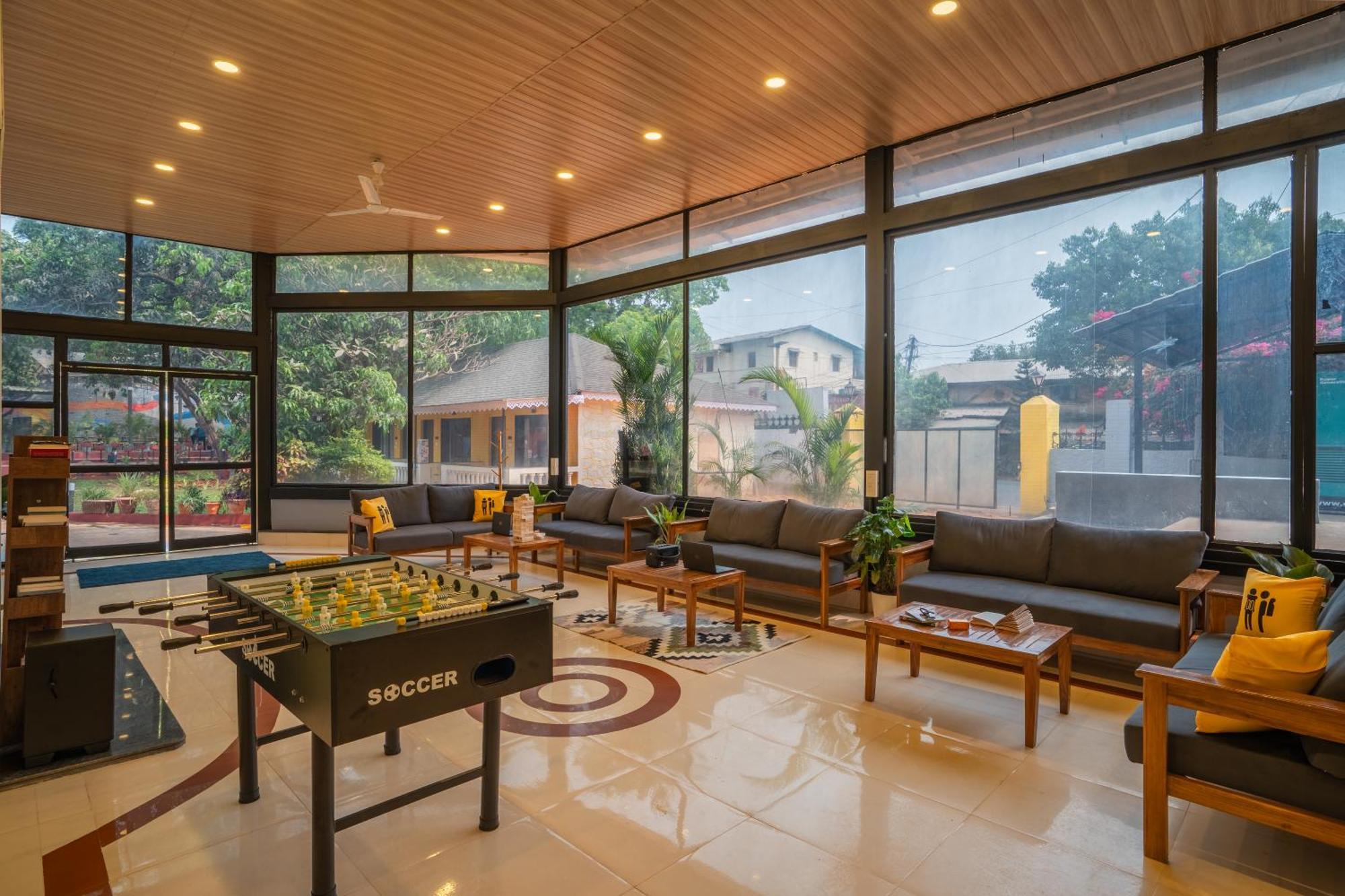 The Hosteller Lonavala, City Centre Ngoại thất bức ảnh