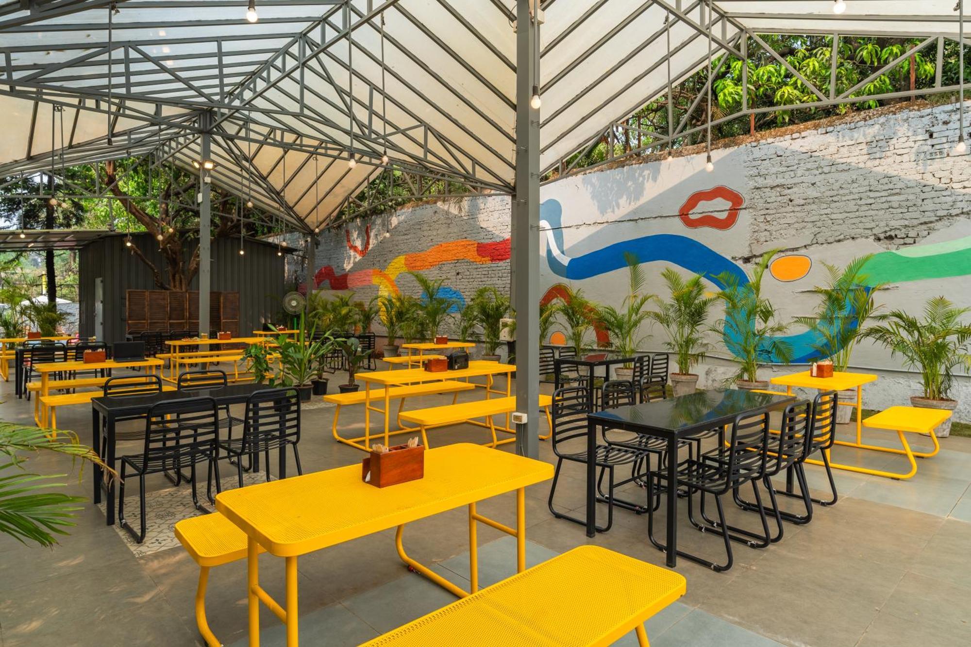 The Hosteller Lonavala, City Centre Ngoại thất bức ảnh