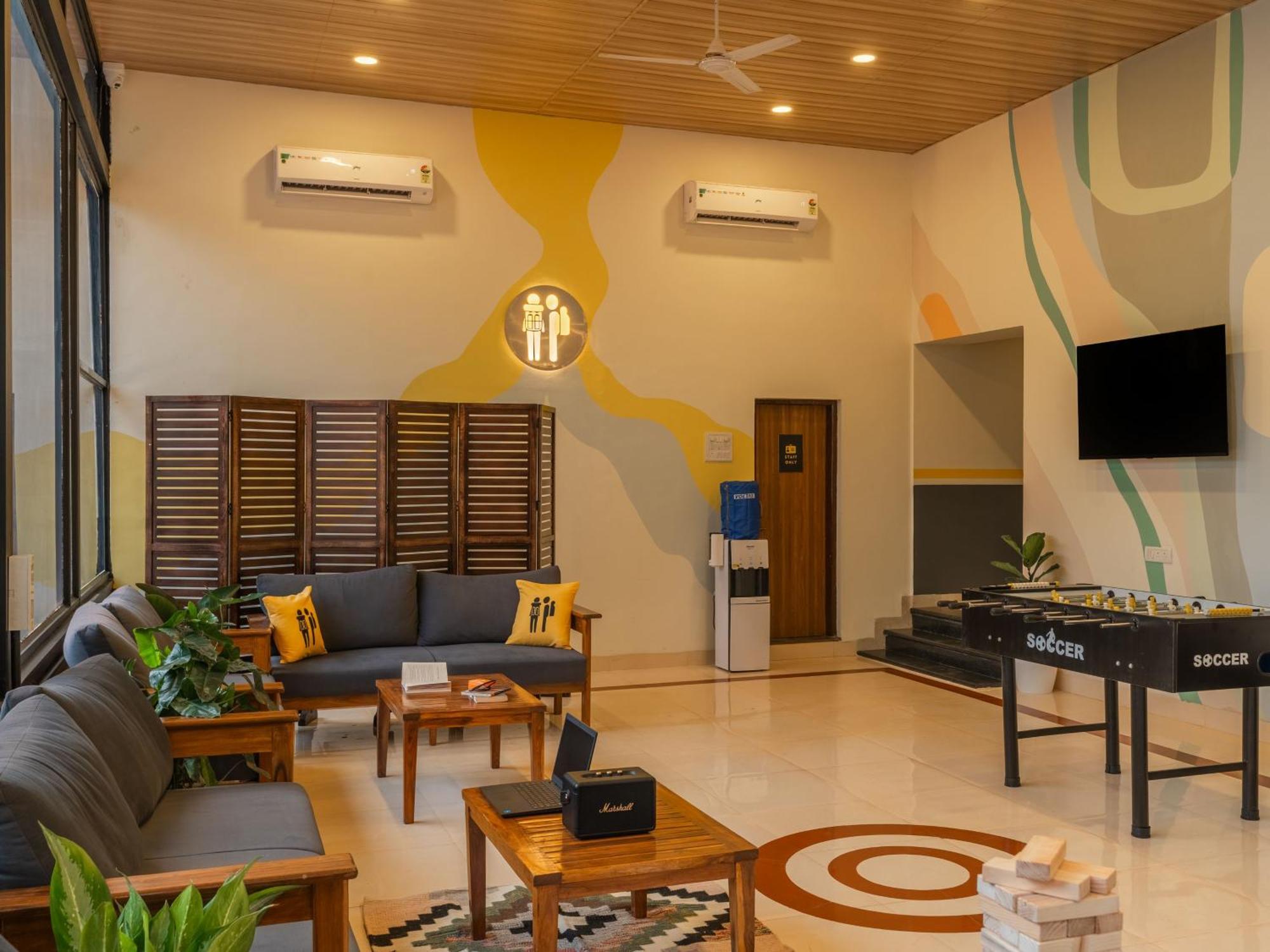 The Hosteller Lonavala, City Centre Ngoại thất bức ảnh