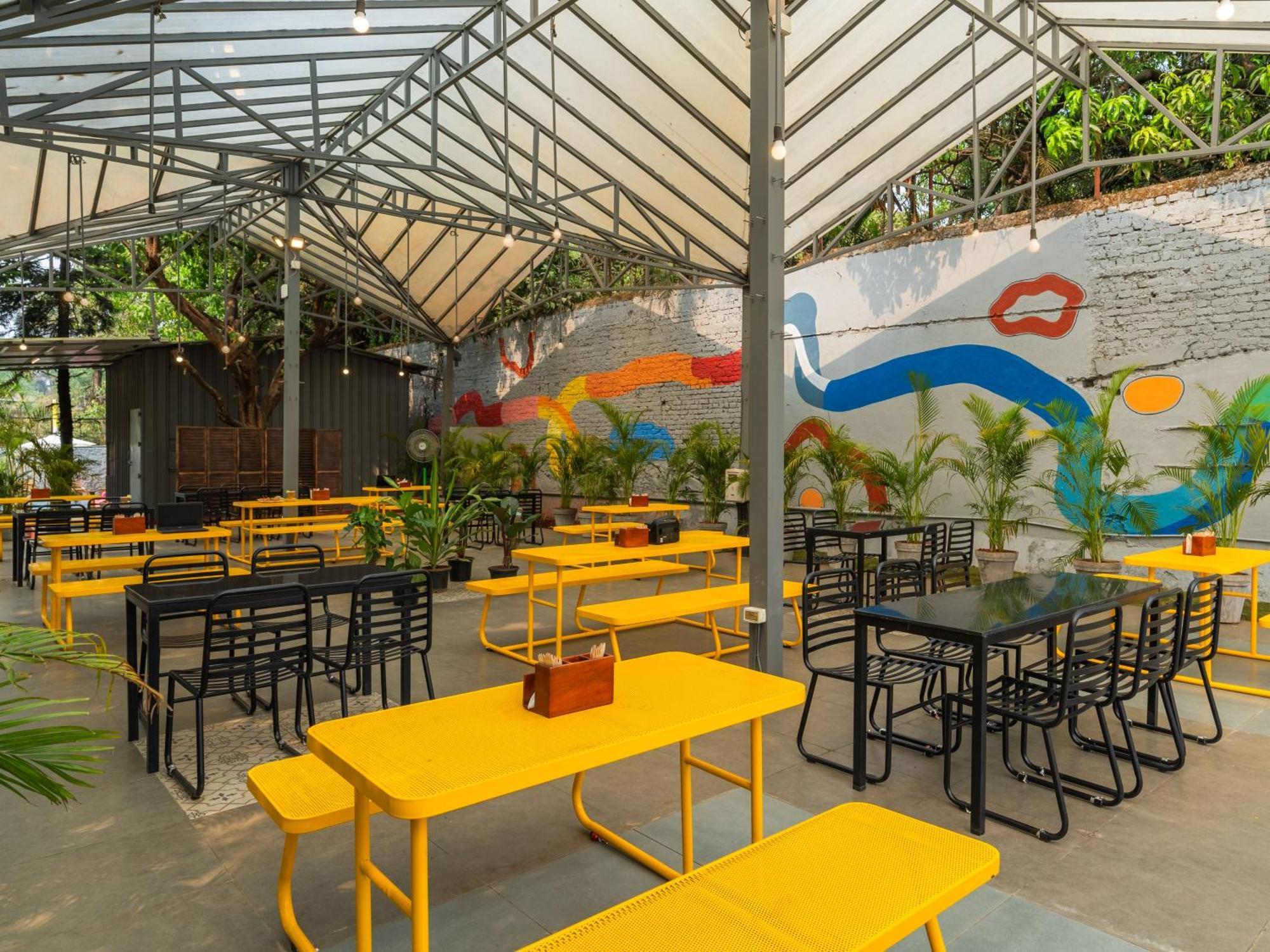 The Hosteller Lonavala, City Centre Ngoại thất bức ảnh
