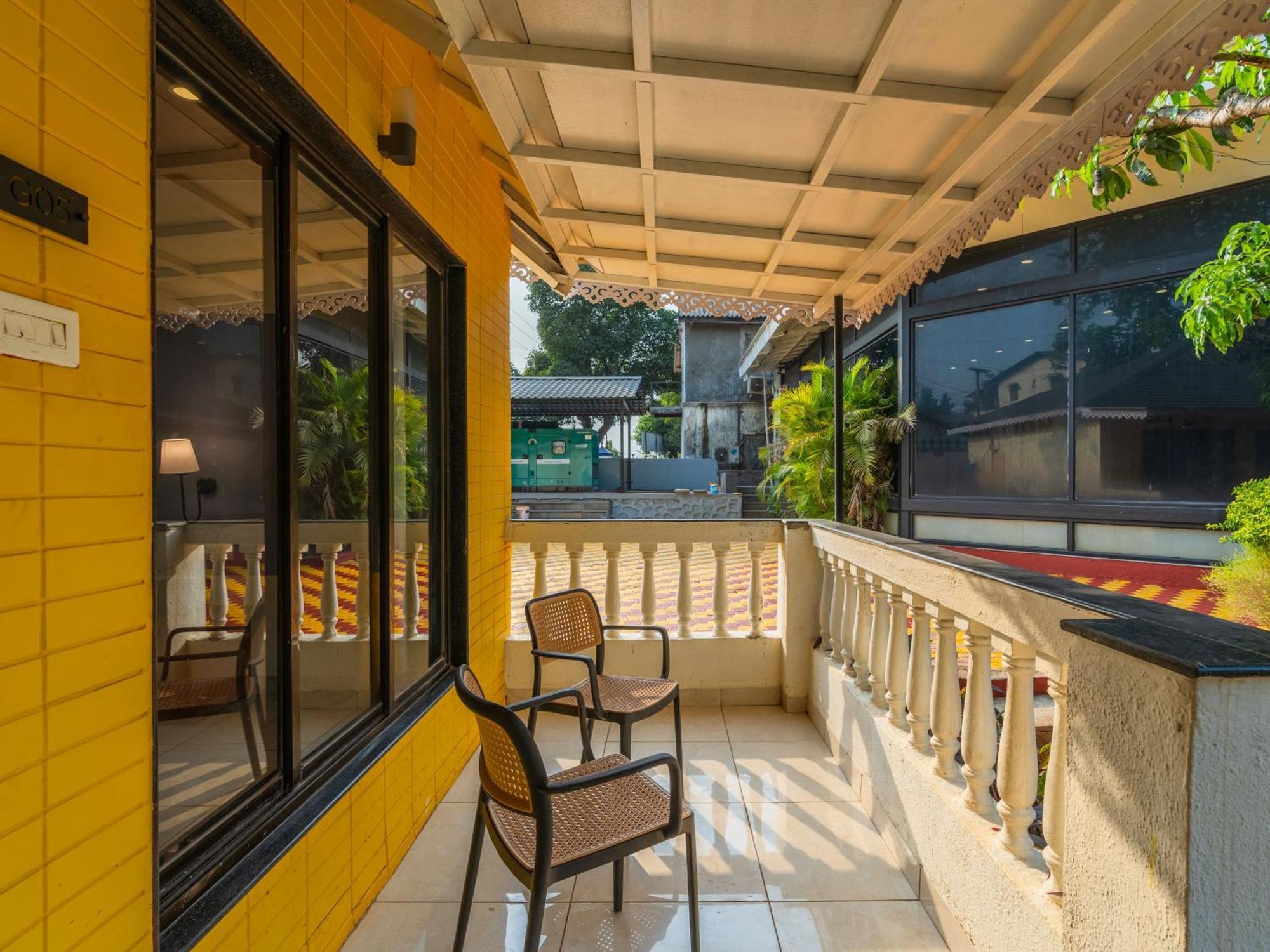The Hosteller Lonavala, City Centre Ngoại thất bức ảnh
