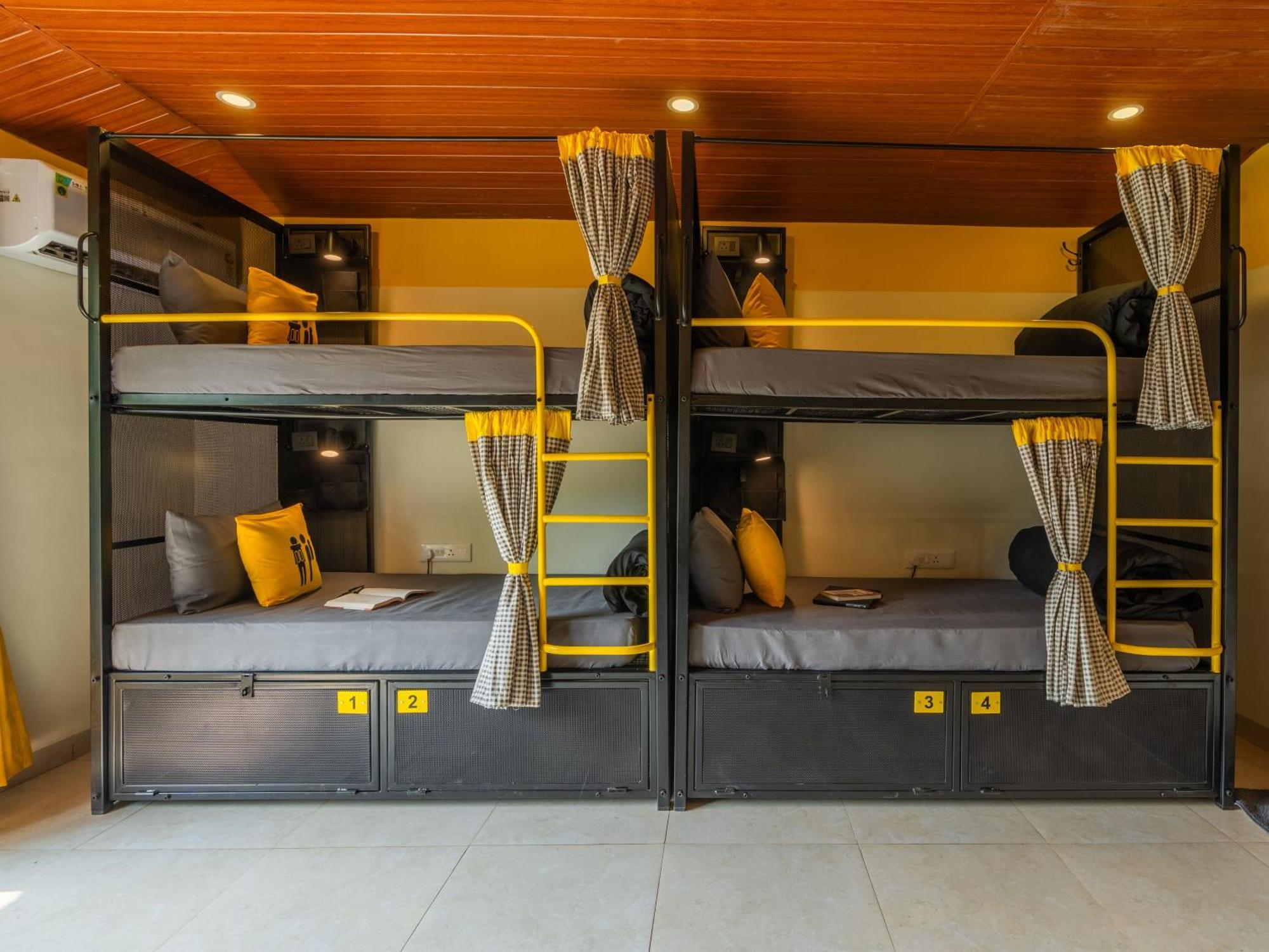 The Hosteller Lonavala, City Centre Ngoại thất bức ảnh