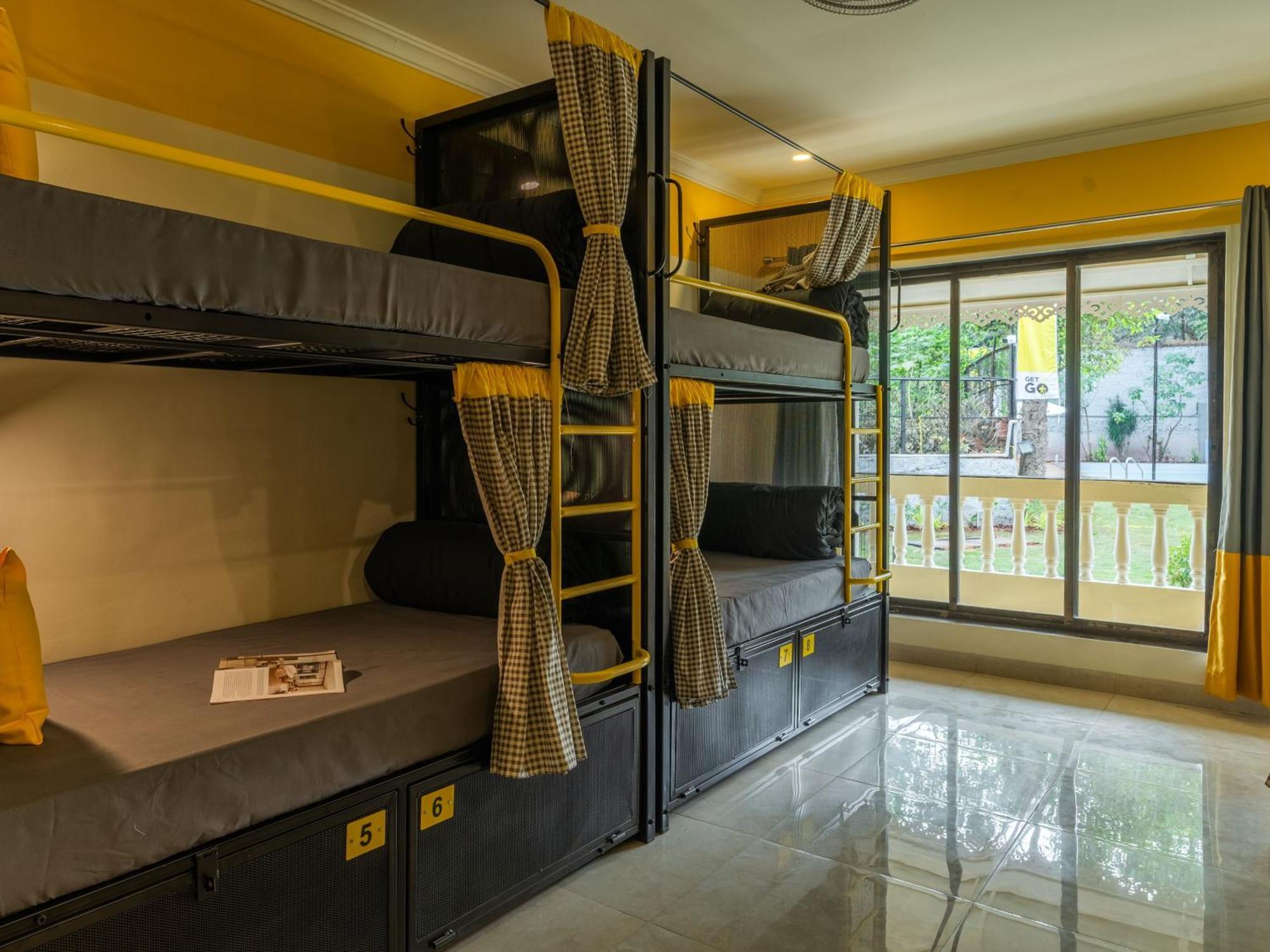 The Hosteller Lonavala, City Centre Ngoại thất bức ảnh