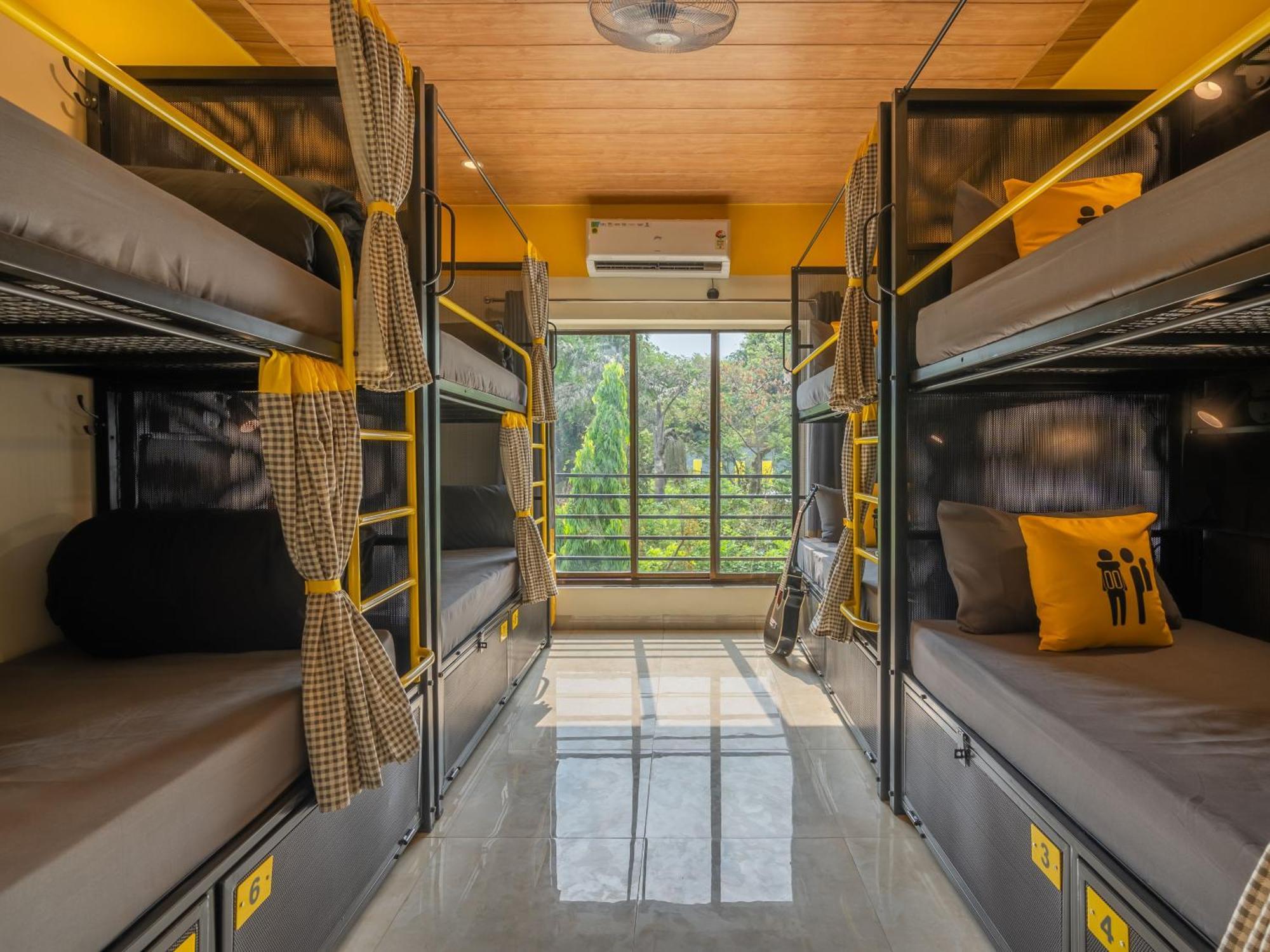 The Hosteller Lonavala, City Centre Ngoại thất bức ảnh