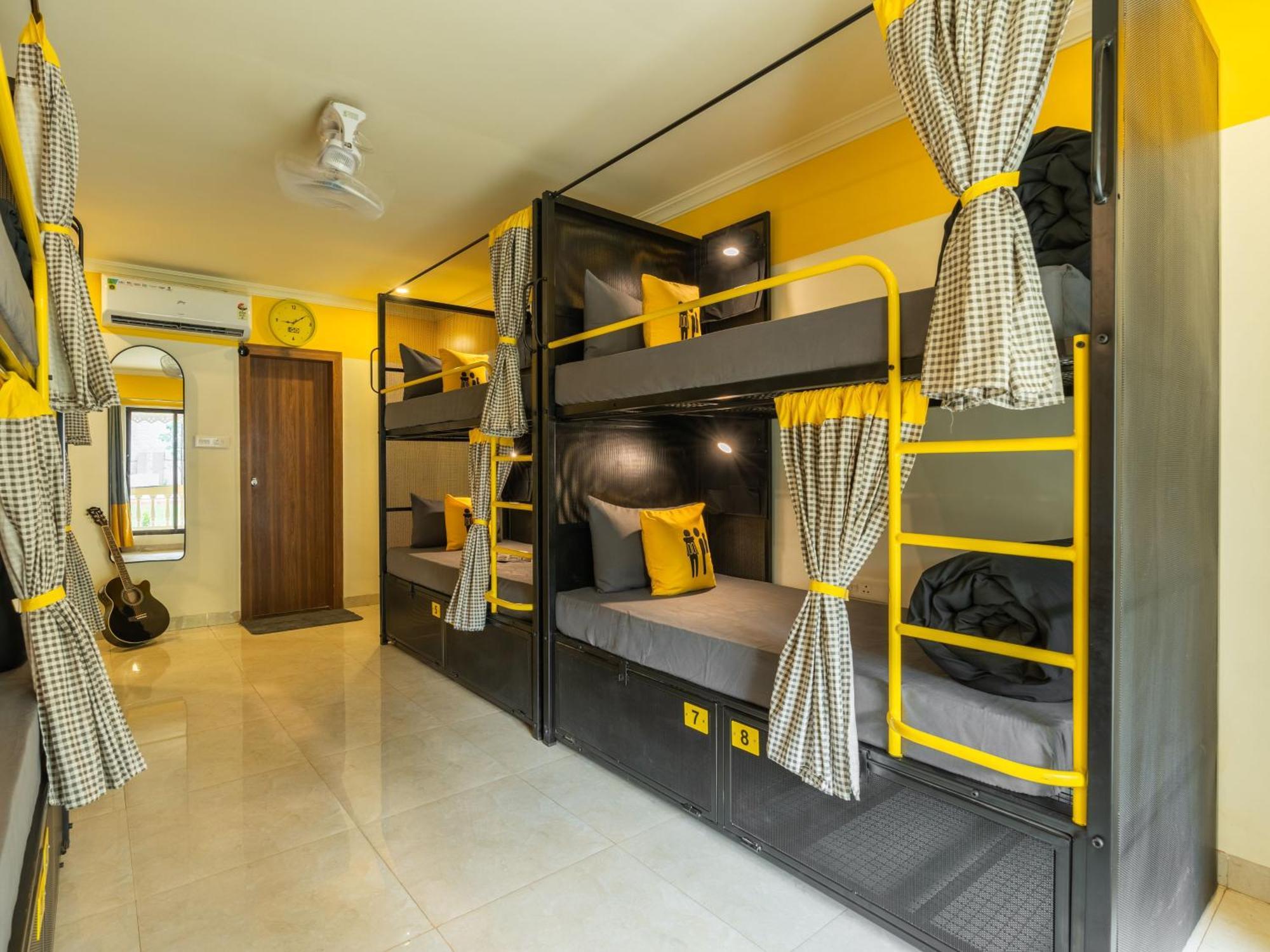 The Hosteller Lonavala, City Centre Ngoại thất bức ảnh