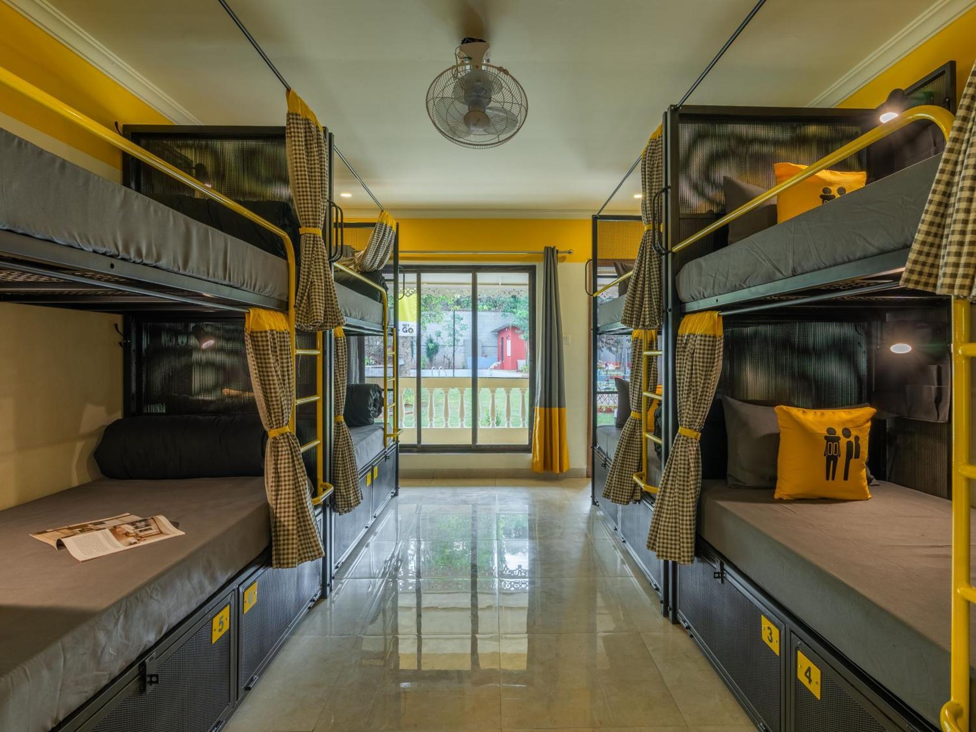 The Hosteller Lonavala, City Centre Ngoại thất bức ảnh